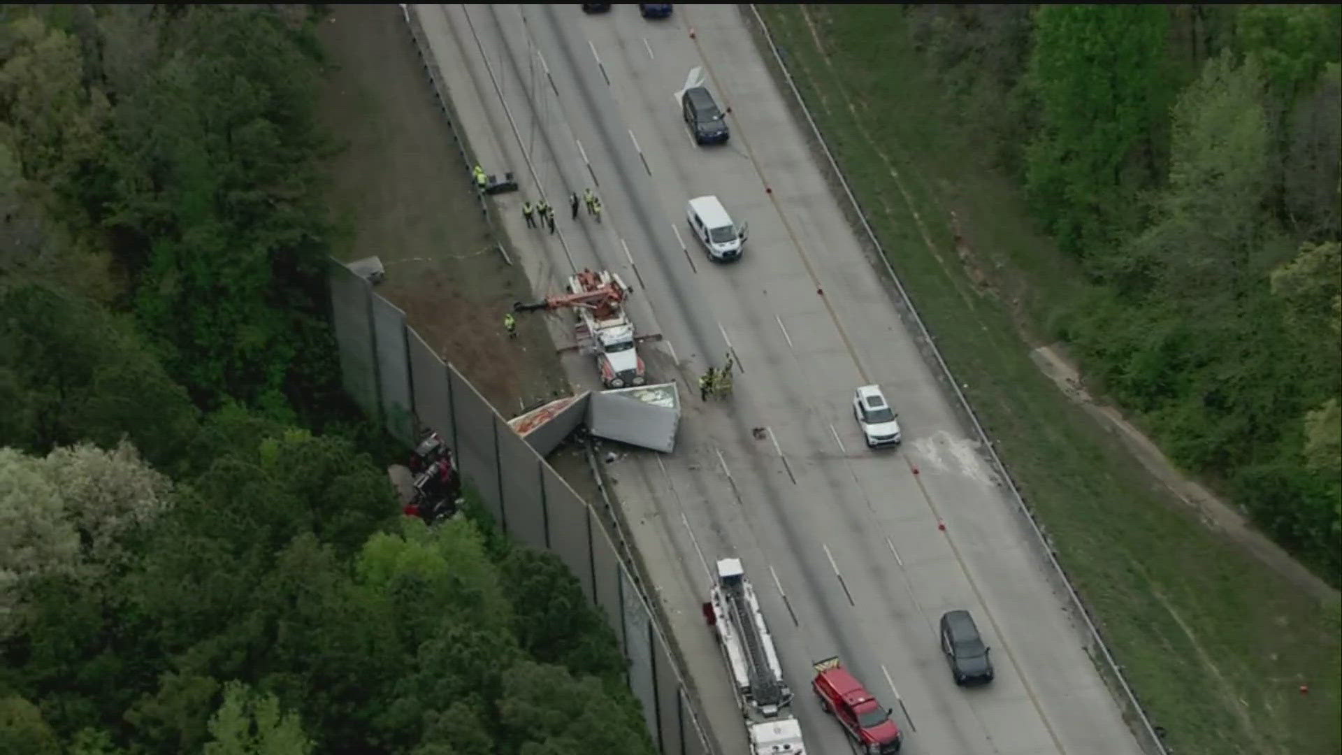 Lanes reopen on I-75 after major crash | 11alive.com