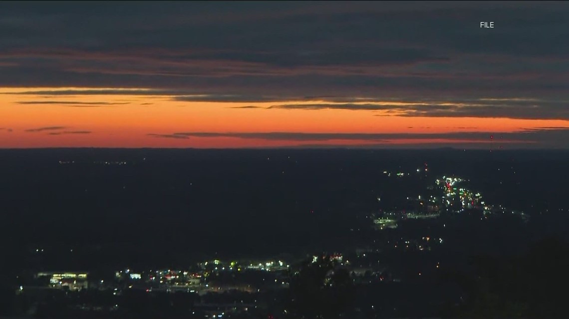 Thousands gather for Easter sunrise service at Stone Mountain