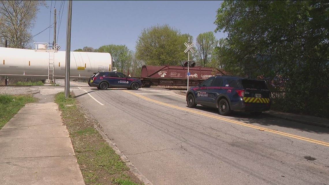 Woman walking on tracks at railroad crossing hit by train in northwest Atlanta
