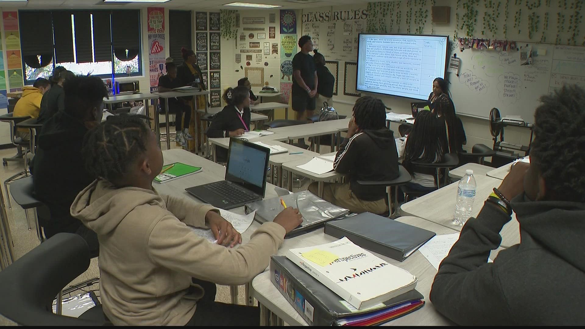 11Alive's Joe Ripley takes us to the Frederick Douglas 9th Grade STEAM Academy, where the hope is to break barriers and spark change.