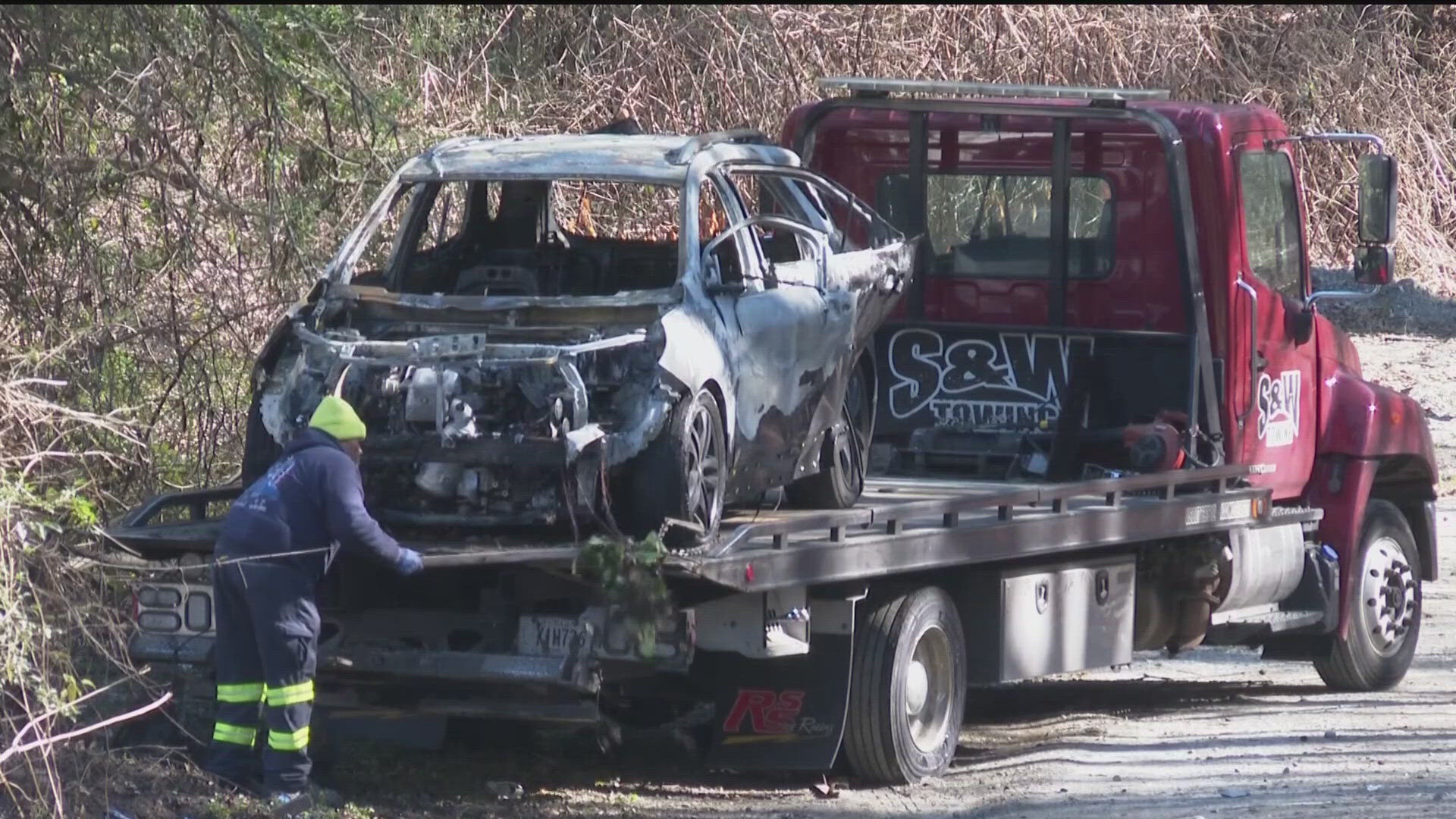 Body found in burning car in Atlanta sparks investigation, concern from ...