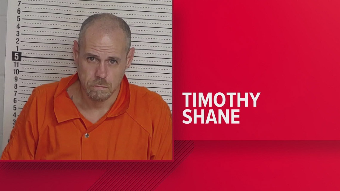 Active manhunt for inmate who escaped custody at Grady Hospital, stole ...