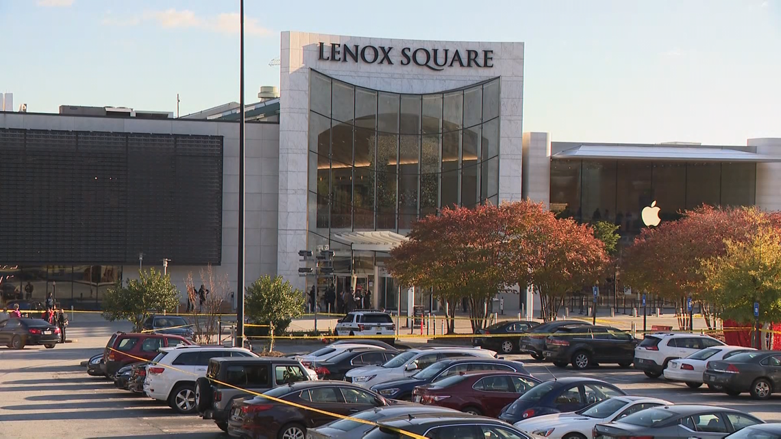 Lenox Mall shut down, after office shooting, and Twitter reacts to