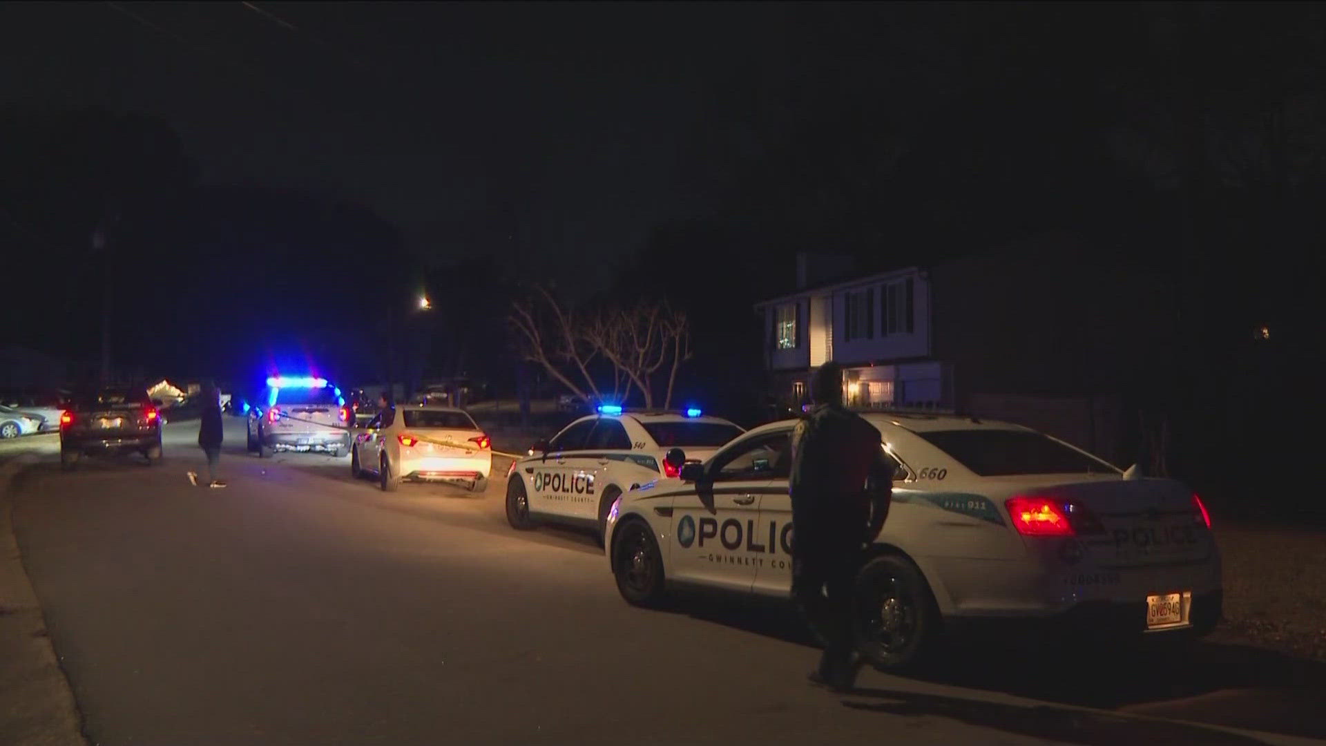 Suspect still at-large after woman shot and killed inside of Gwinnett ...