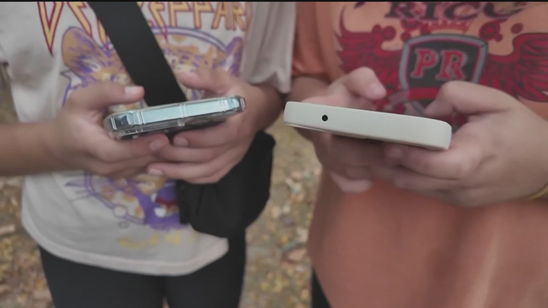 Researchers surveyed nearly 2 million people across 163 countries and found that early smartphone use could harm children's mental health.