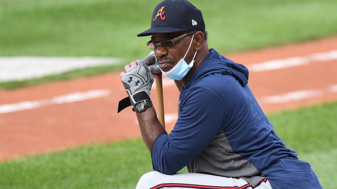 Atlanta Braves Ron Washington Hand dance with wash baseball player