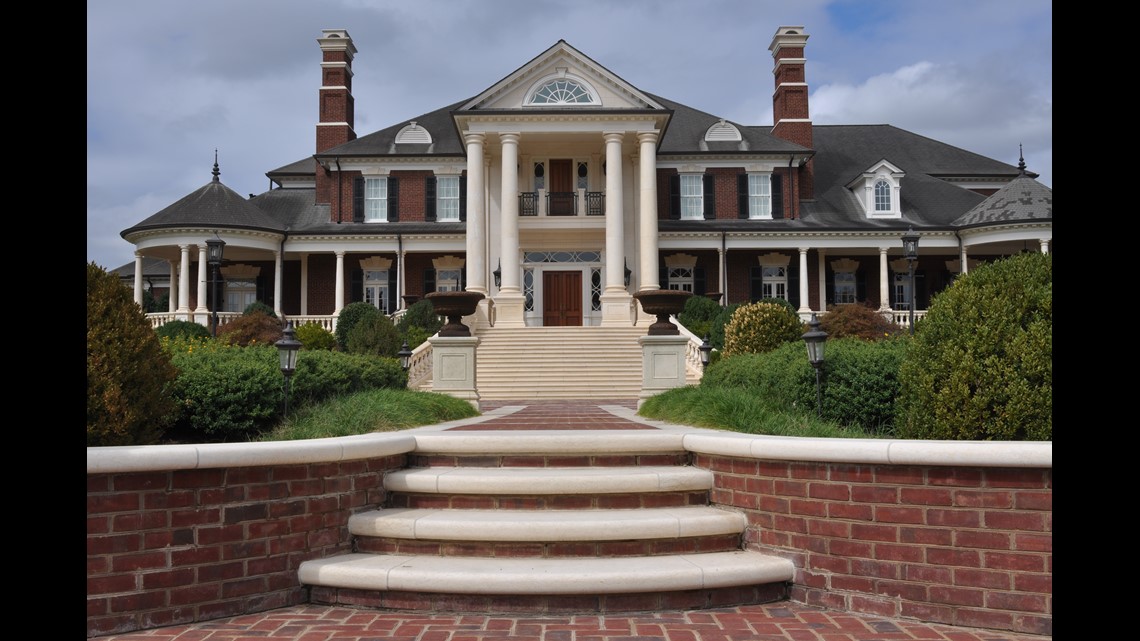 PHOTOS mansion for sale