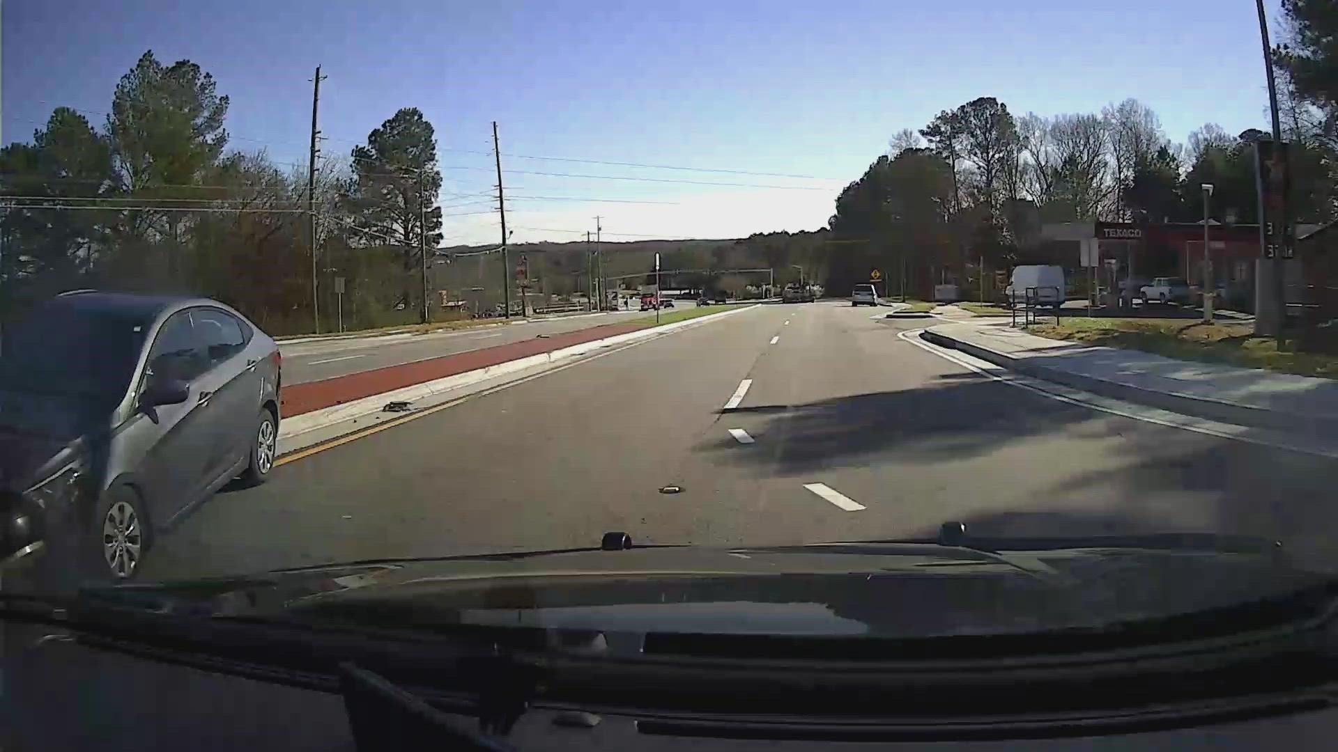 Dash camera video shows the reader recently clocking a stolen car that passed an officer. Police were able to apprehend the driver, who was wanted for murder.