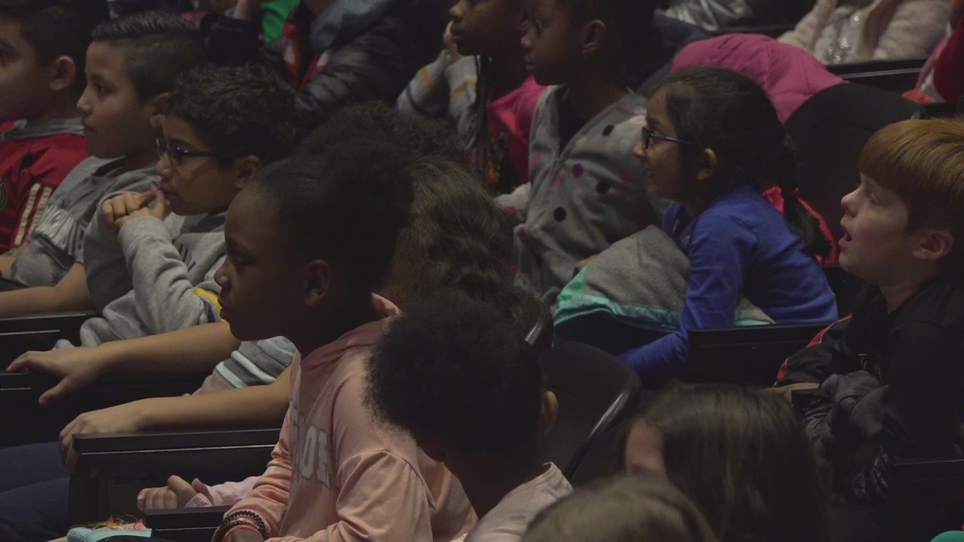 The Atlanta Opera has been performing for Gwinnett County Public Schools for over 30 years. This year is the first year they teamed up with the Dual Language Immersion Program.