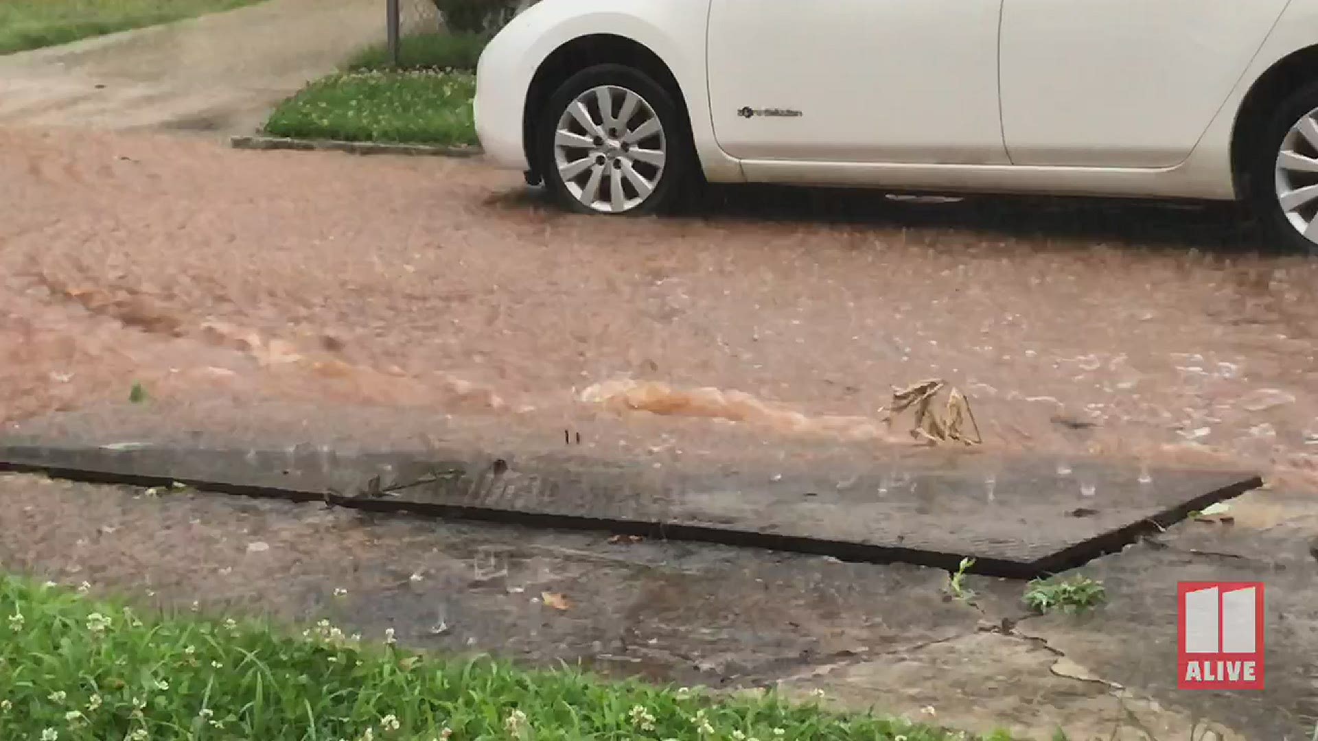 Heavy rains bring rivers to South Atlanta streets