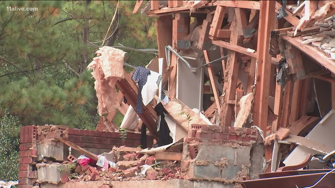 After Dunwoody apartment explosion, all residents have moved out