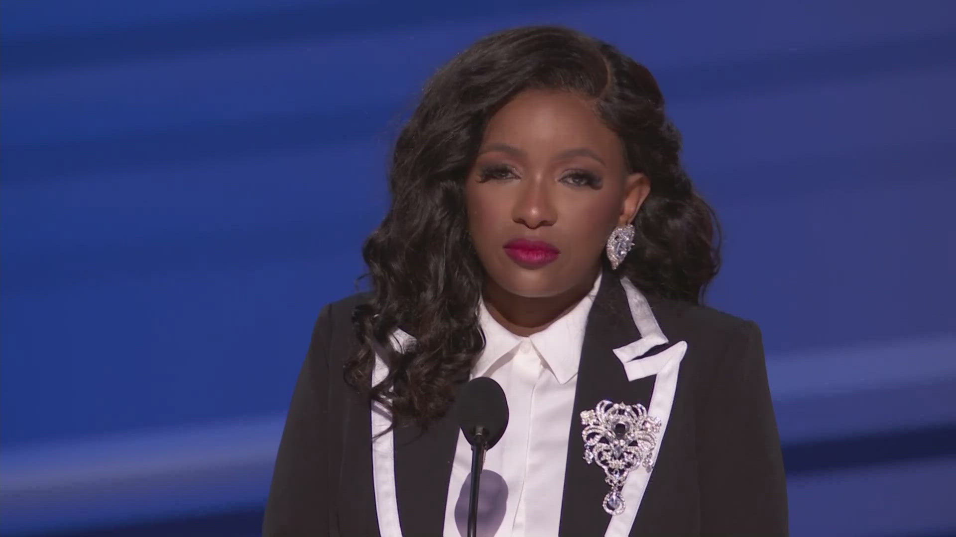Full speech | Texas U.S. Representative Jasmine Crockett speaks at DNC praising VP Kamala Harris | 11alive.com