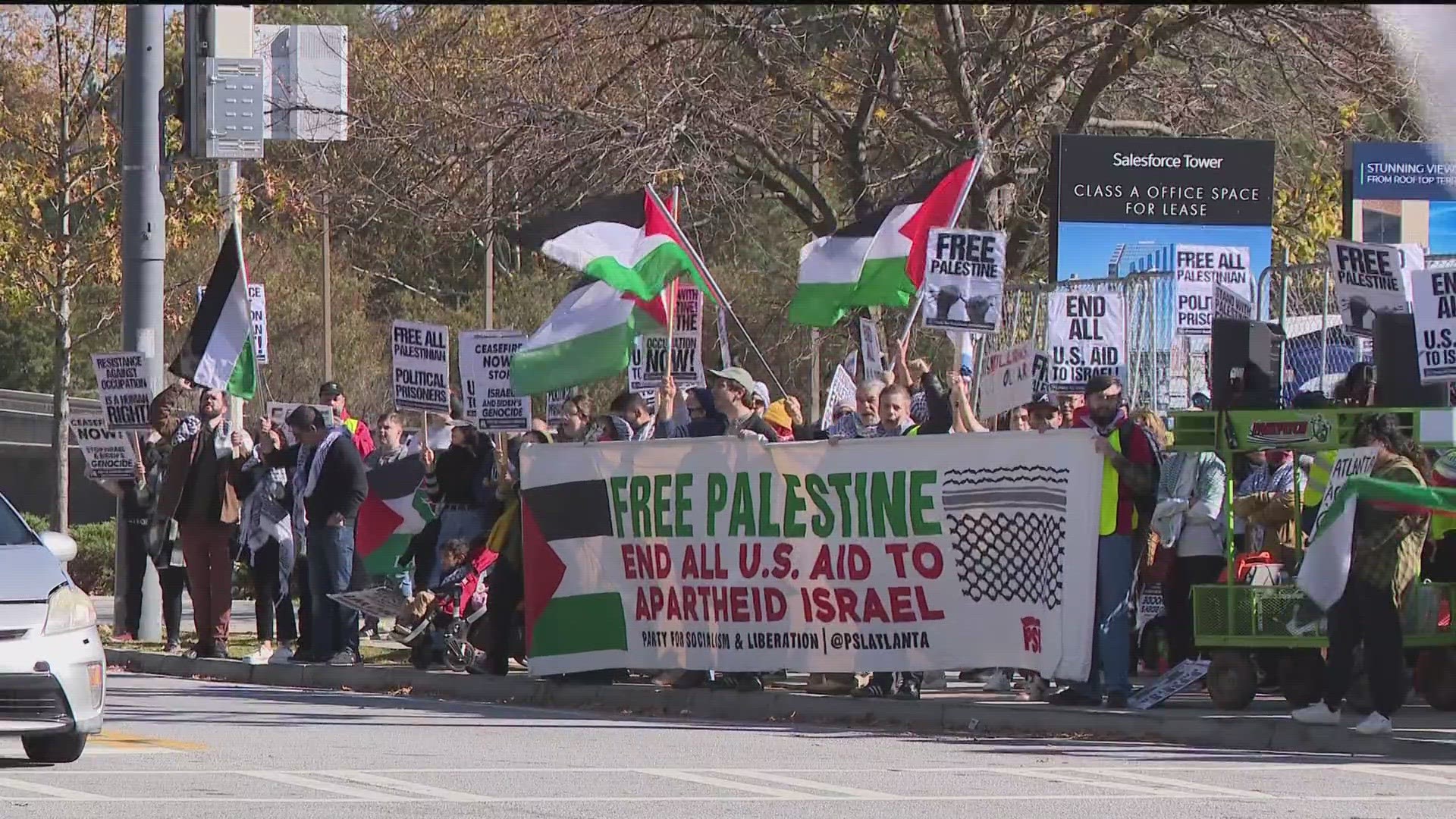 Arrests made after dozens of protesters gather in support of Palestine