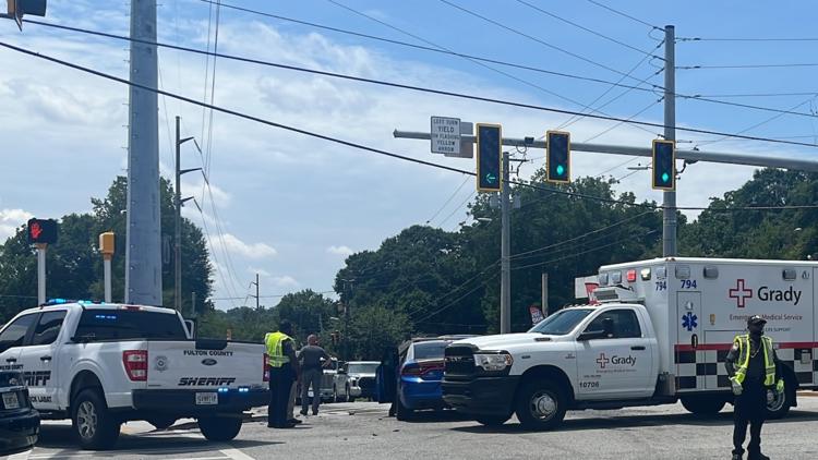 Driver leads troopers on chase Atlanta Beltline Connector Trail ...