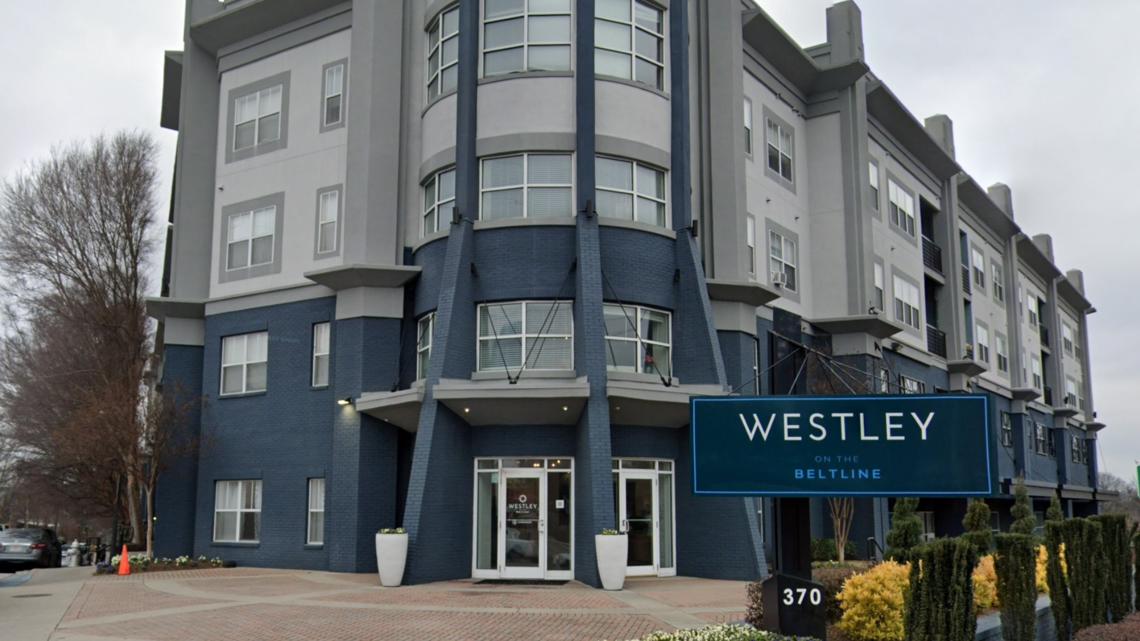 Police investigating deadly shooting at apartment complex on Atlanta Beltline