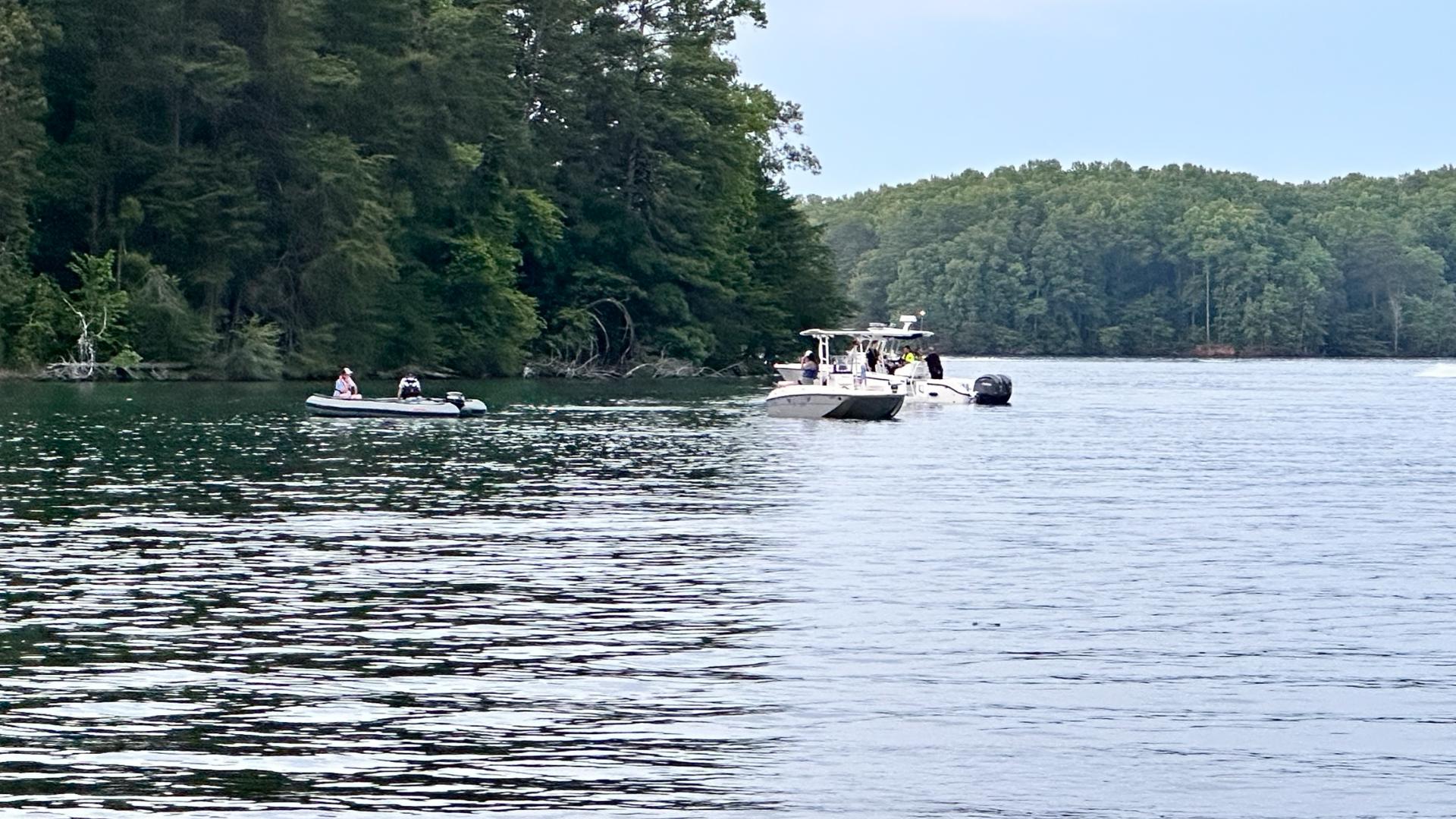 Crews find kayak linked to missing Lake Lanier kayaker, father of 5