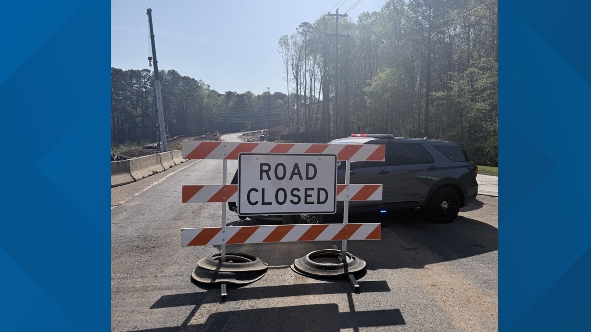 Road reopens after crews repair large gas line break in Johns Creek ...
