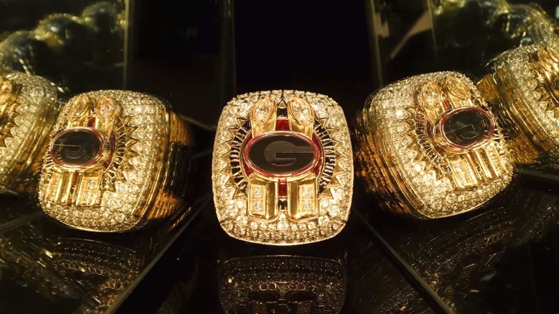 UGA national championship rings Take a look at the new bling