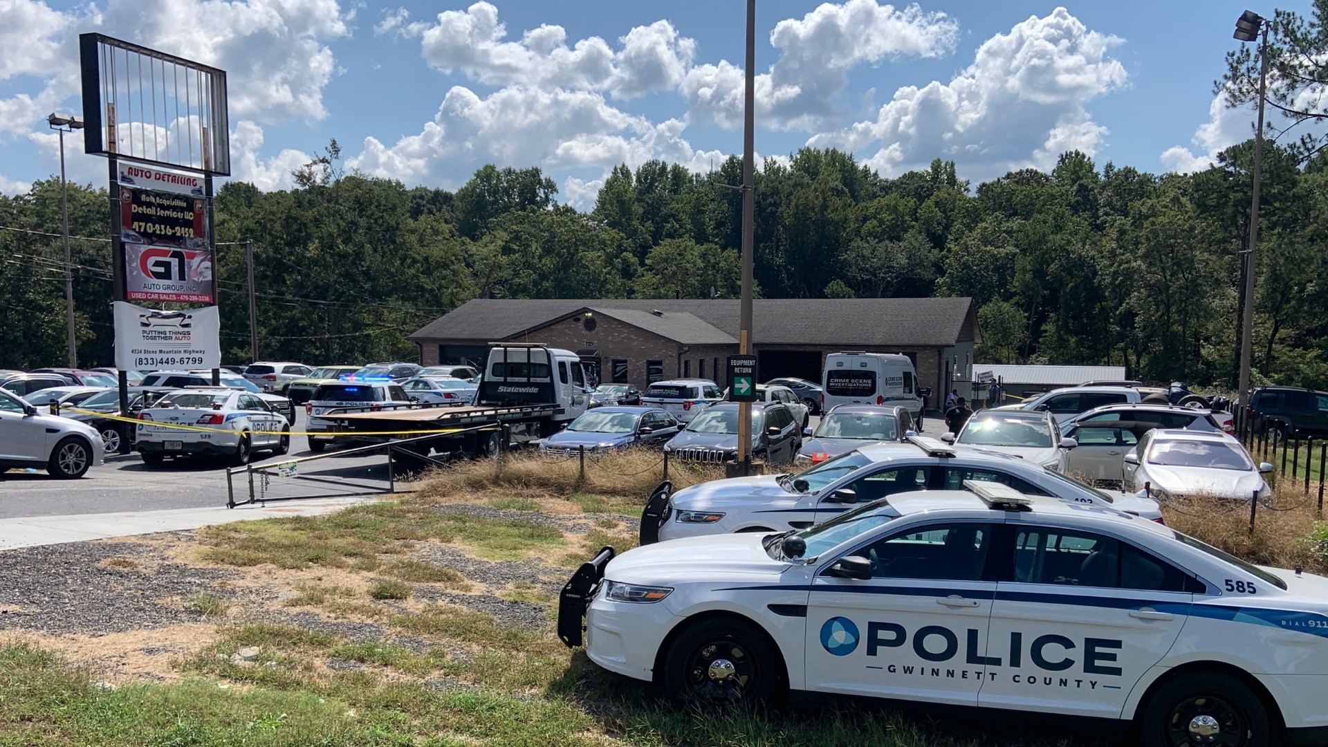 An investigation is underway where a man is dead in Lilburn, police said Monday morning.