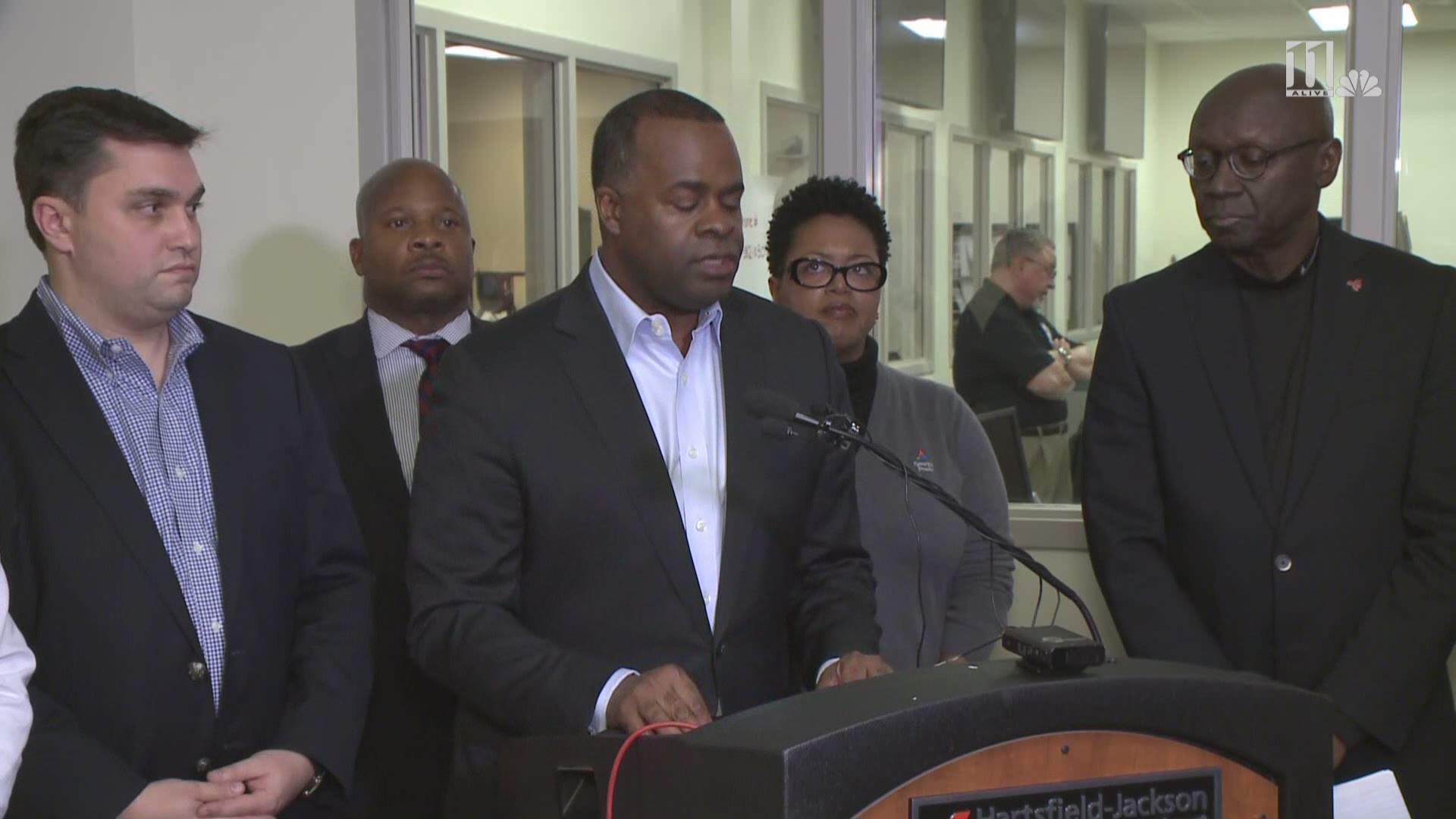 Here is what Atlanta Mayor Kasim Reed said caused the airport power outage.