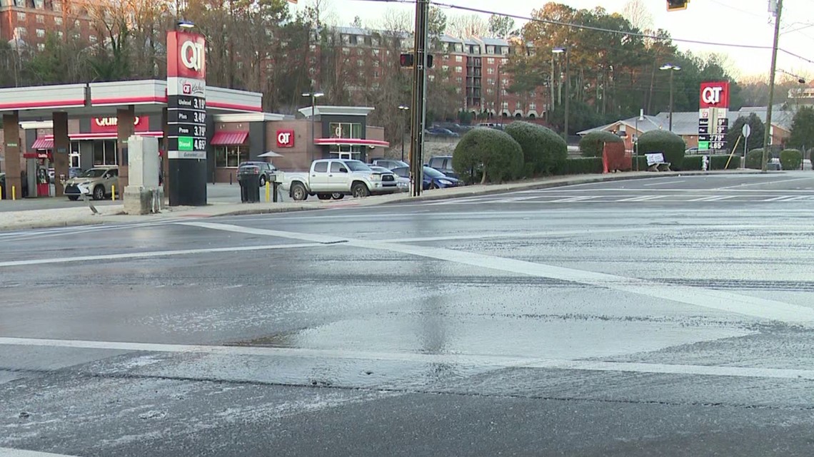 Clairmont Road and Briarcliff Road shut down due to black ice