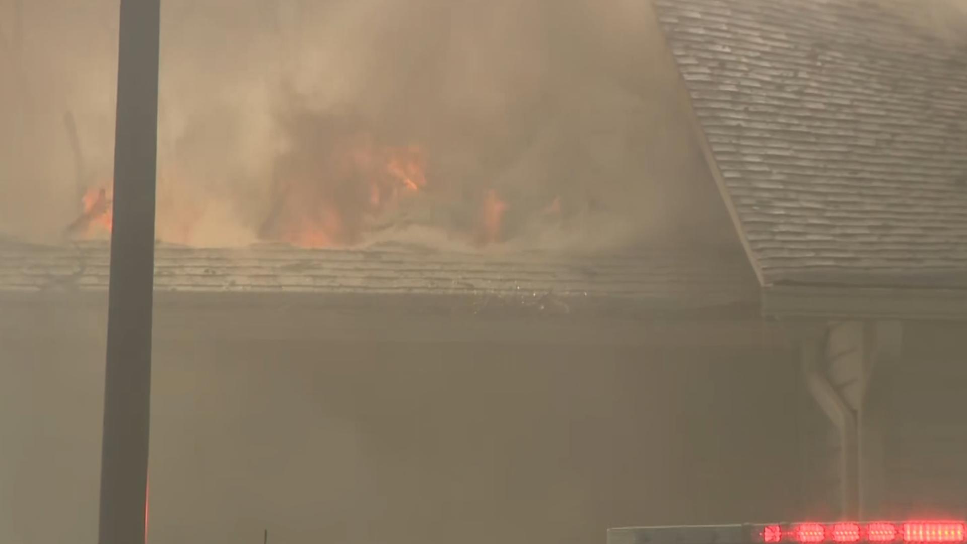 Crews respond to apartment complex fire in DeKalb County | 11alive.com
