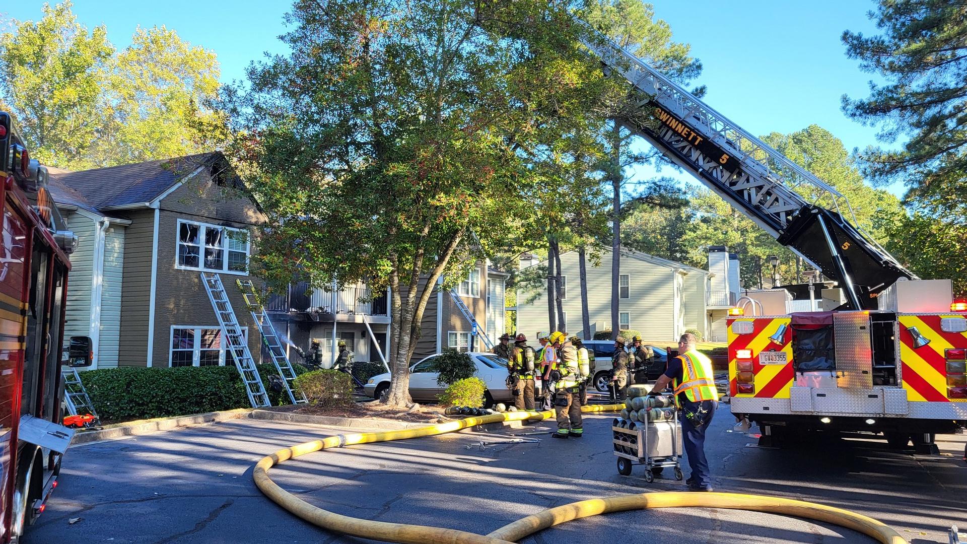 Families displaced in Gwinnett County apartment fire | 11alive.com