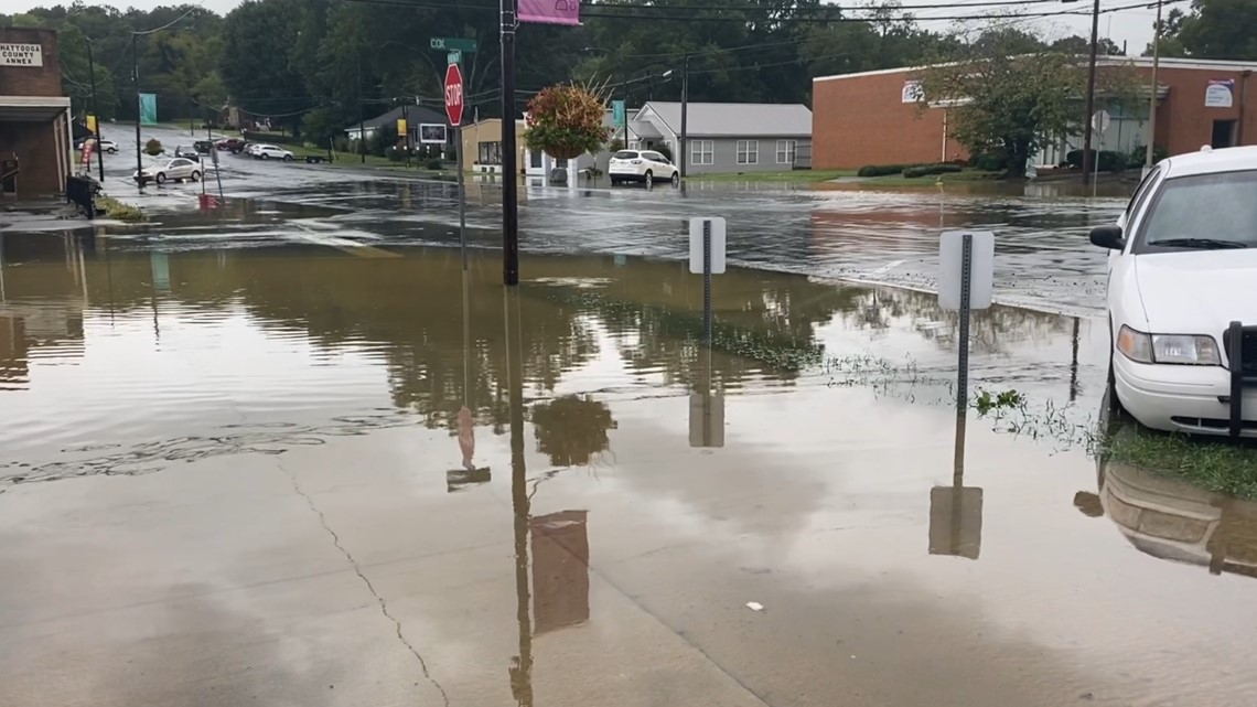 Flooding, rain in Summerville Chattooga County