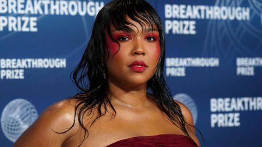 Grammy Award-winning performer Lizzo coming to Decatur as part of book ...