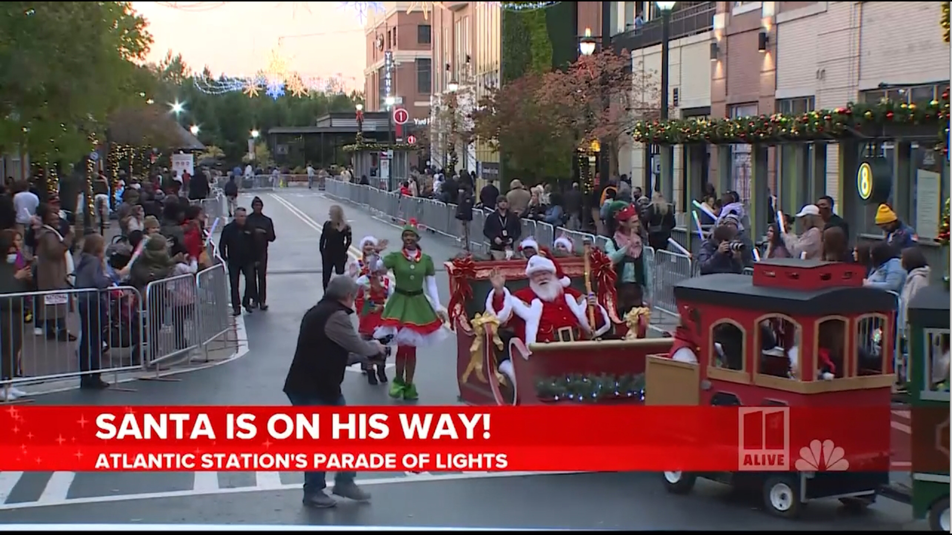 Enjoy all the fun acts parading through Atlantic Station as Christine Pullara and Cara Kneer host the Parade of Lights.