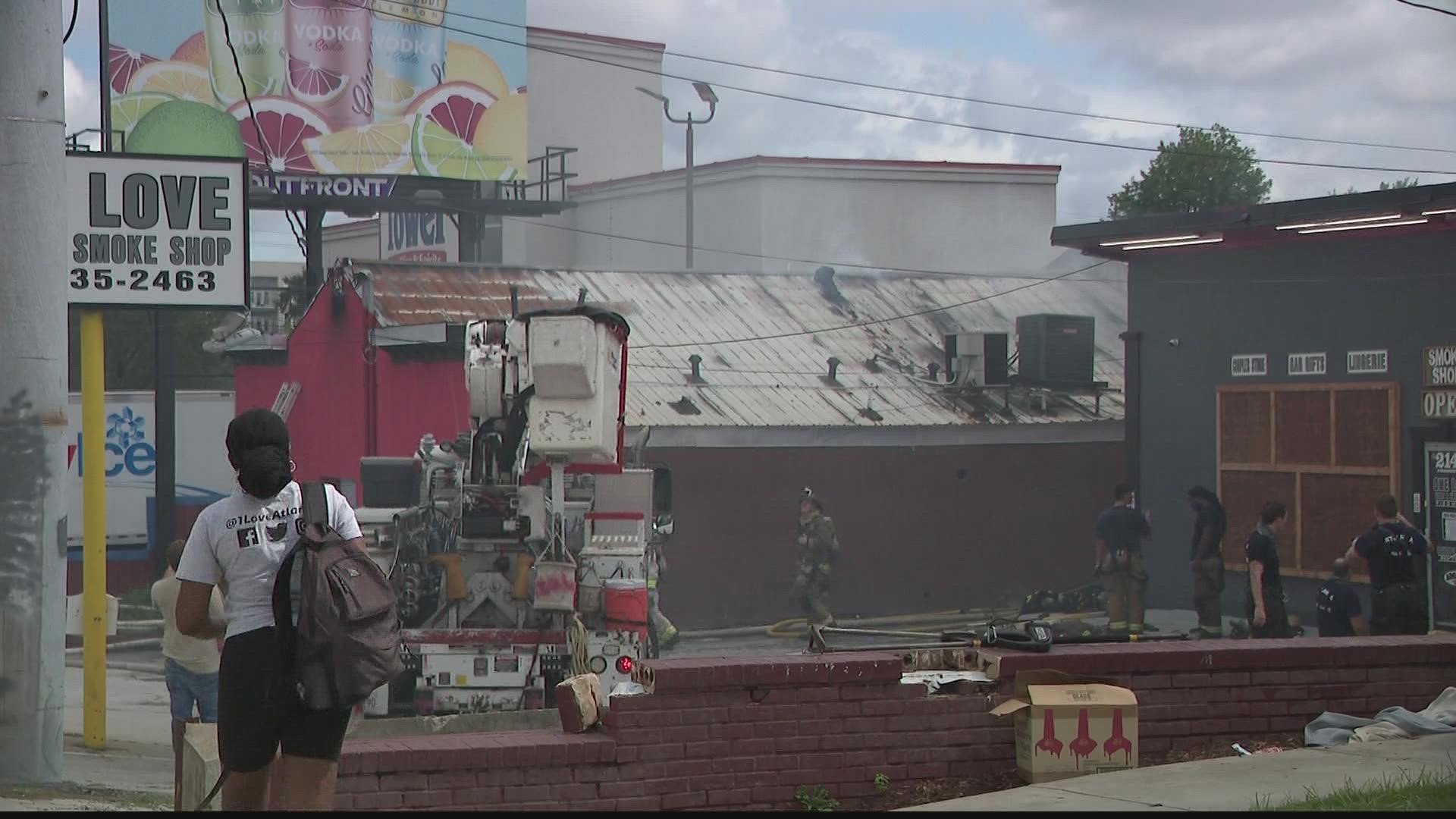 Fire at Atlanta strip club in Buckhead