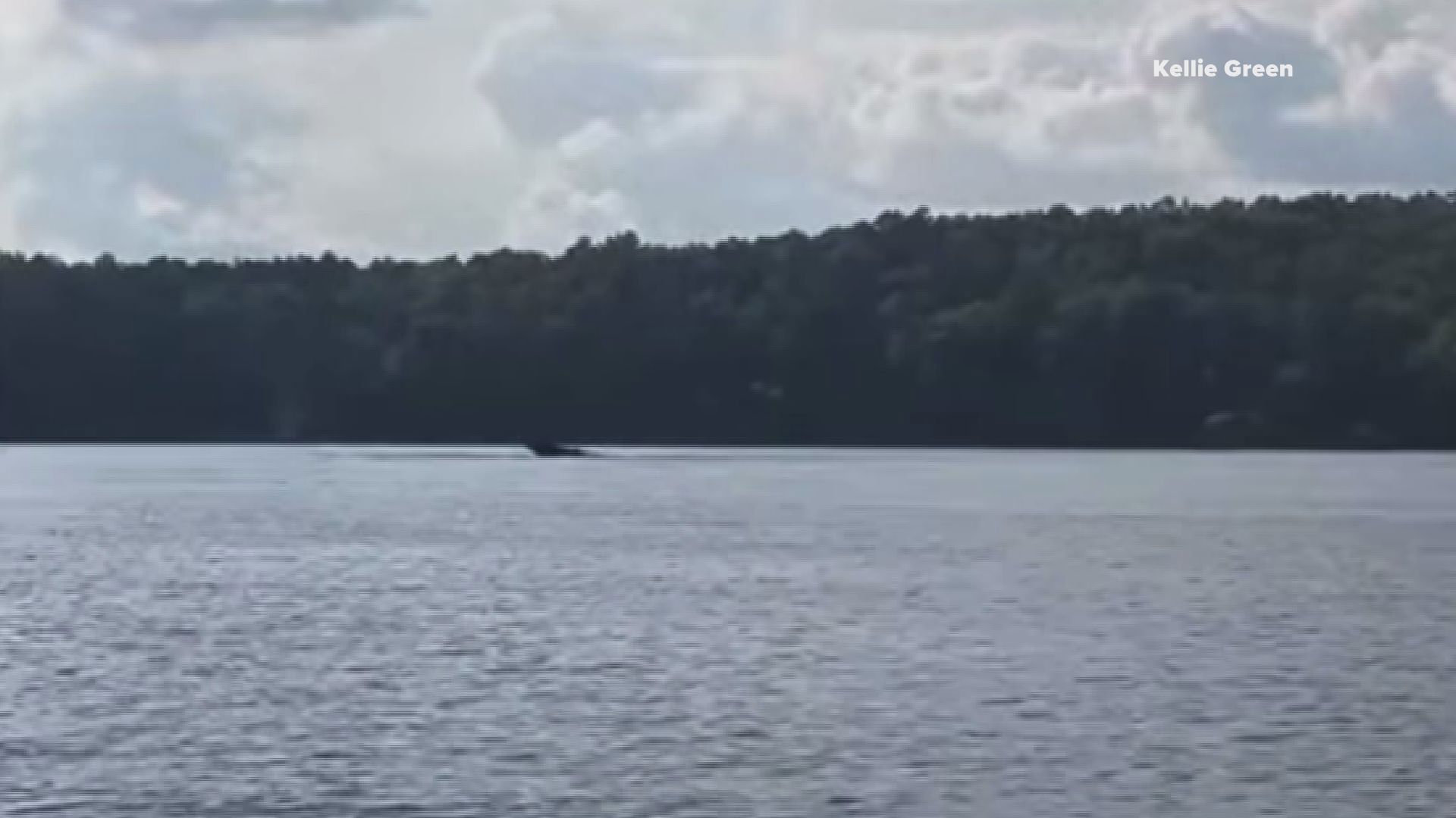 Possible drowning search on Lake Allatoona continues for 27-year-old who jumped off back of ski boat, did not resurface