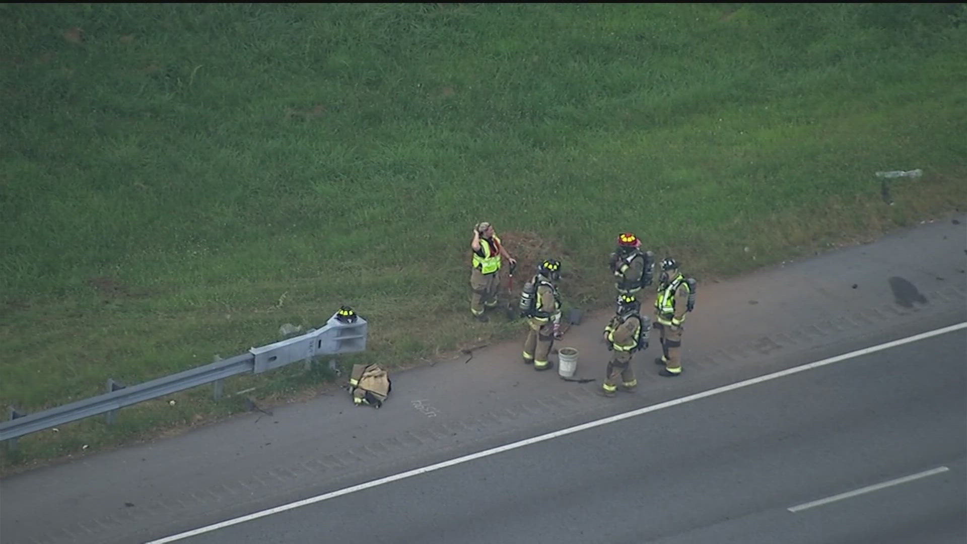 All lanes of I-20 shut down after hazmat spill in Douglas County ...