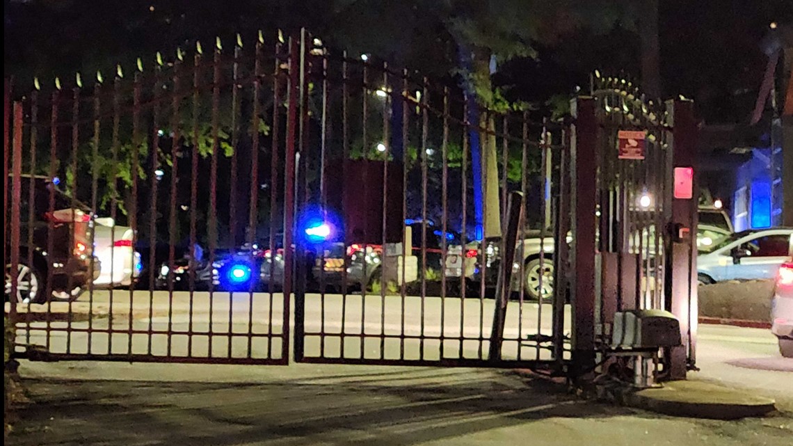 2 hurt shooting 32 Hundred Lenox Apartments Atlanta - Vimarsana News