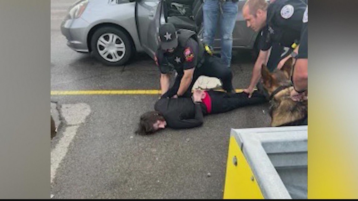 Highland Park parade shooting suspect had history of violent social