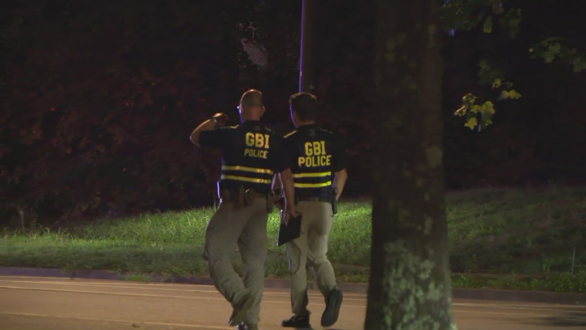 Desk Procedure Examples Shooting involving police and burglary suspects near Perimeter Mall ...