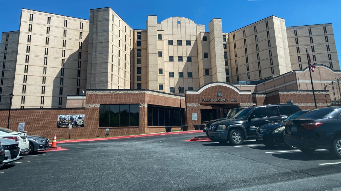 Fulton County Jail overcrowding issues, relocation begins - Vimarsana News