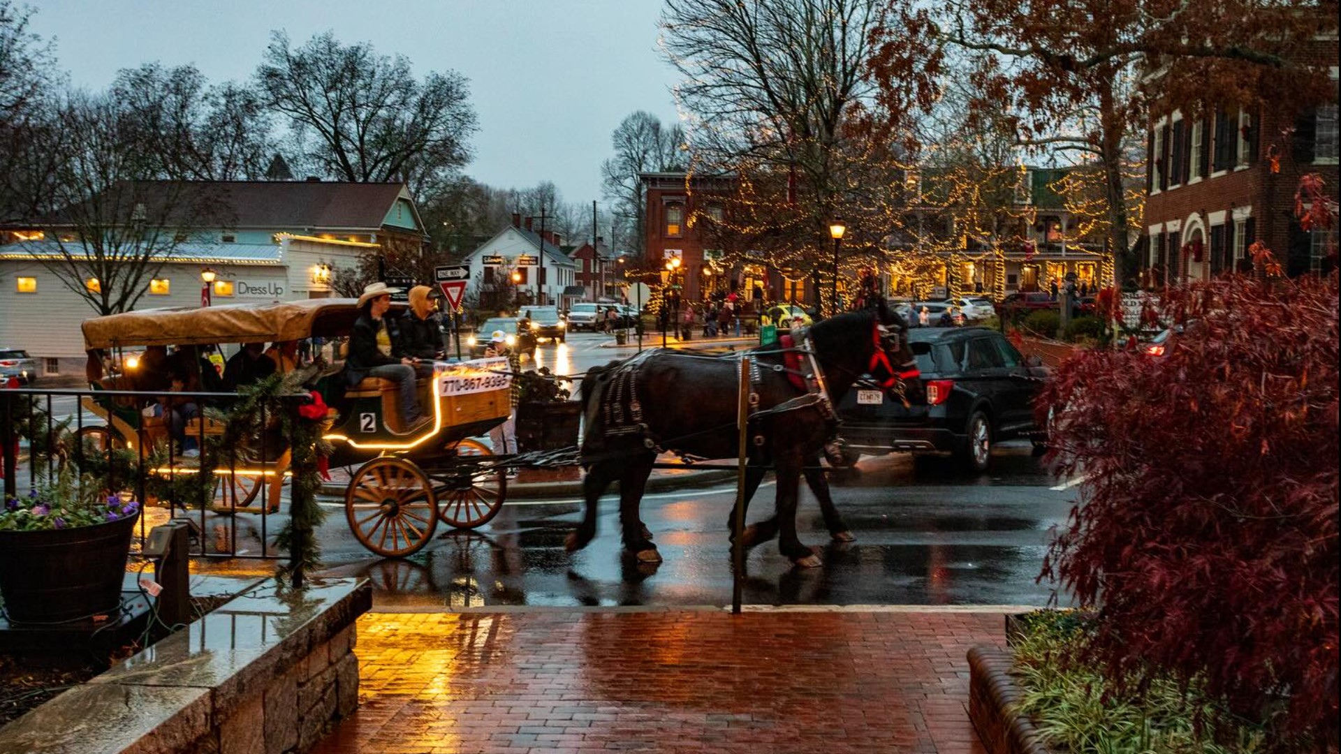 Best small town Christmas rankings | Dahlonega | 11alive.com