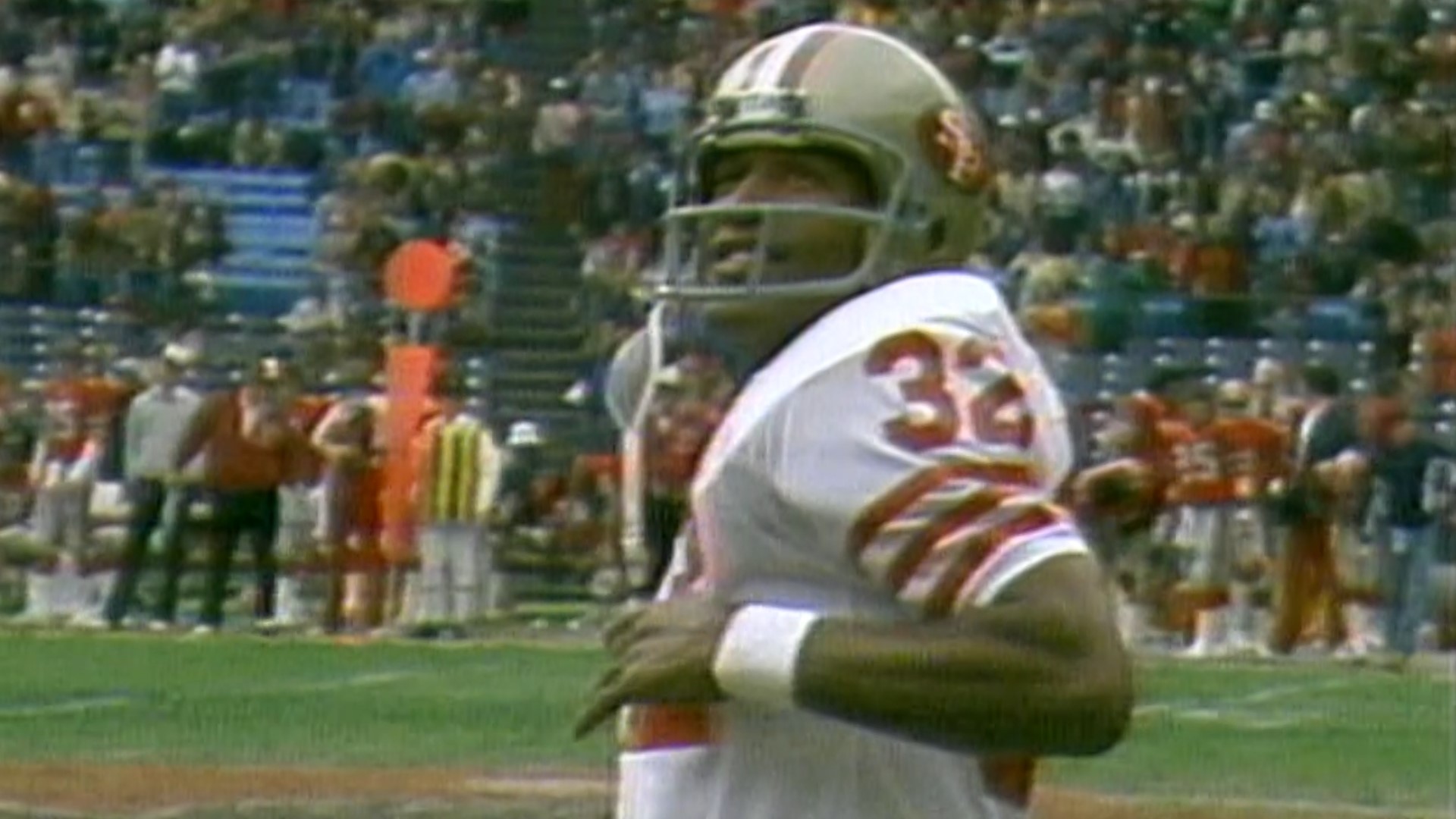 On Dec. 16, 1979, he ran the last plays of his pro career as the San Francisco 49ers faced off against the Falcons at Atlanta-Fulton County Stadium.