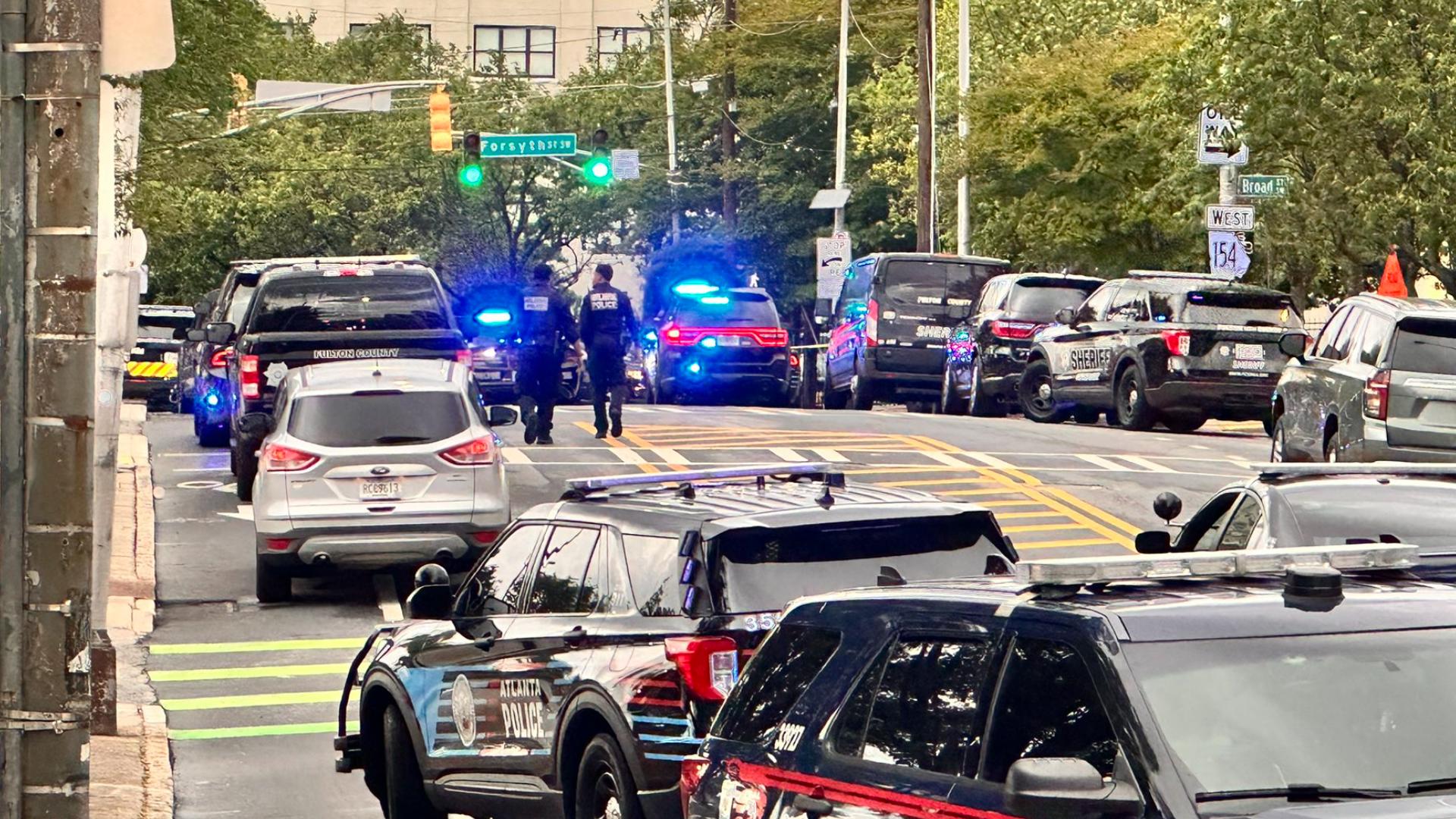 Fulton County deputy shot in Downtown Atlanta on Forsyth Street ...
