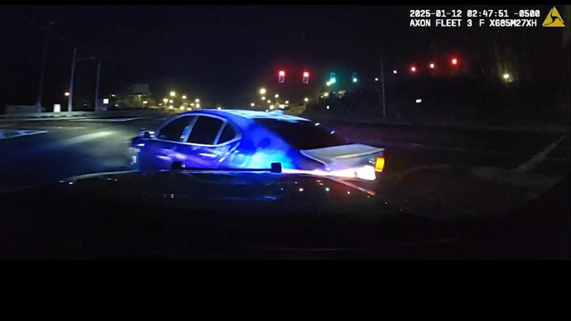 Gwinnett Police bodycam shows DUI suspect driving wrong way down the ...