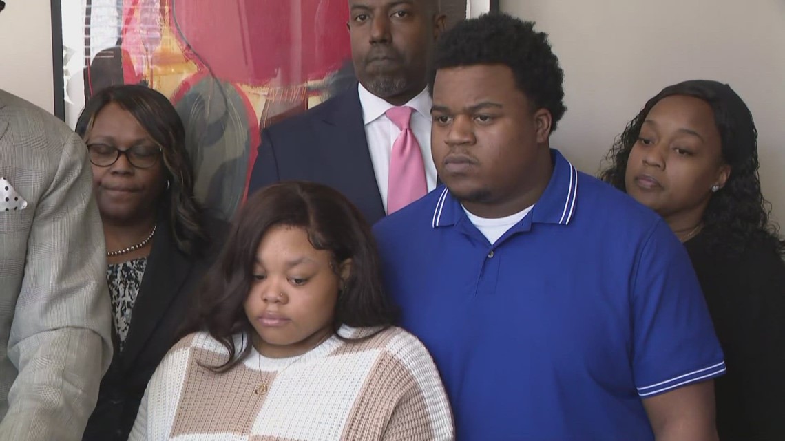 Baby decapitated during birth | Parents press conference | 11alive.com