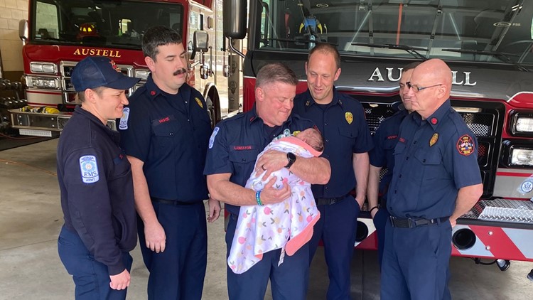 Austell firefighter helps deliver his own granddaughter at fire station