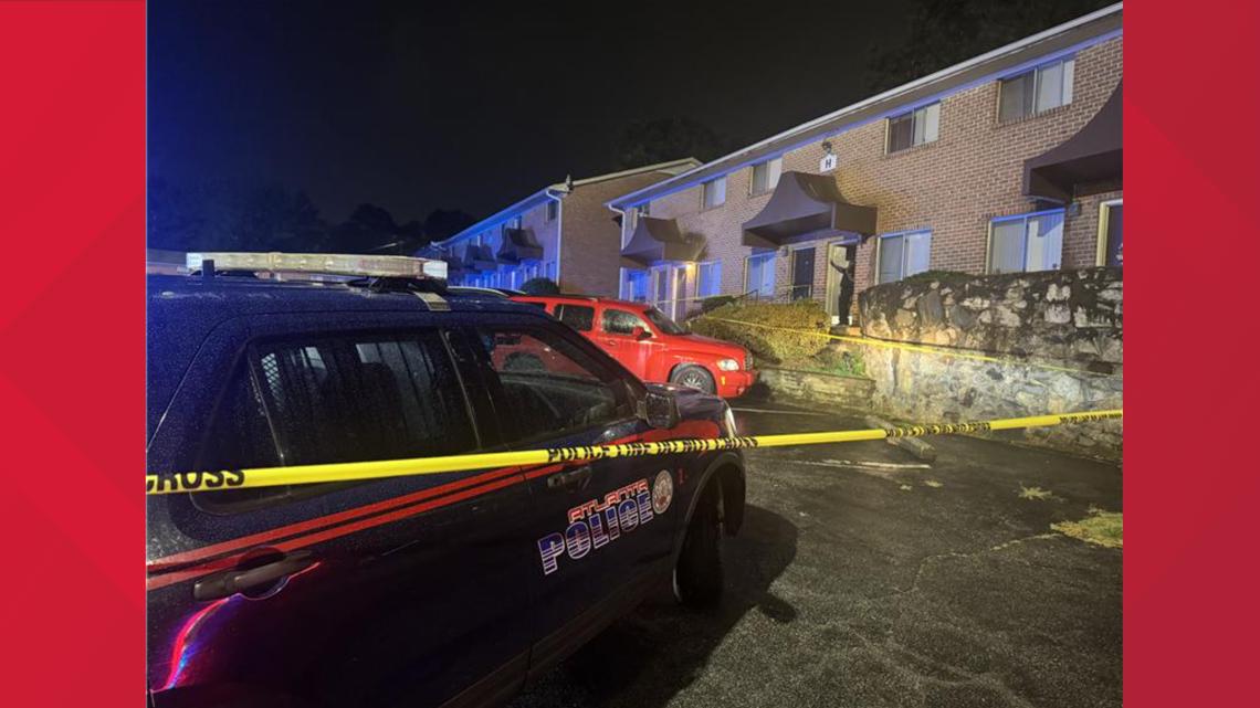 15-year-old in custody after apartment shooting leaves victim in critical condition at hospital, police say