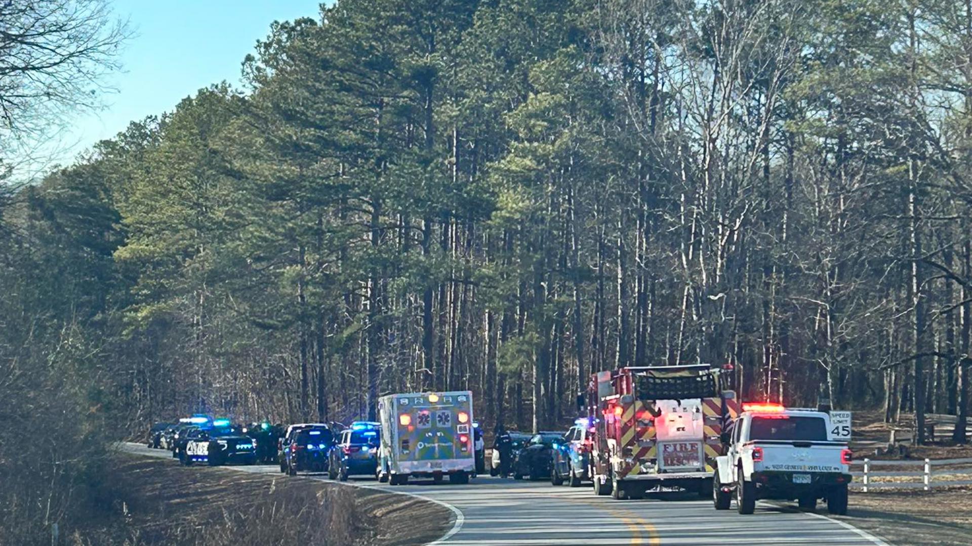 At least 1 suspect arrested after police chase tied to shooting in ...