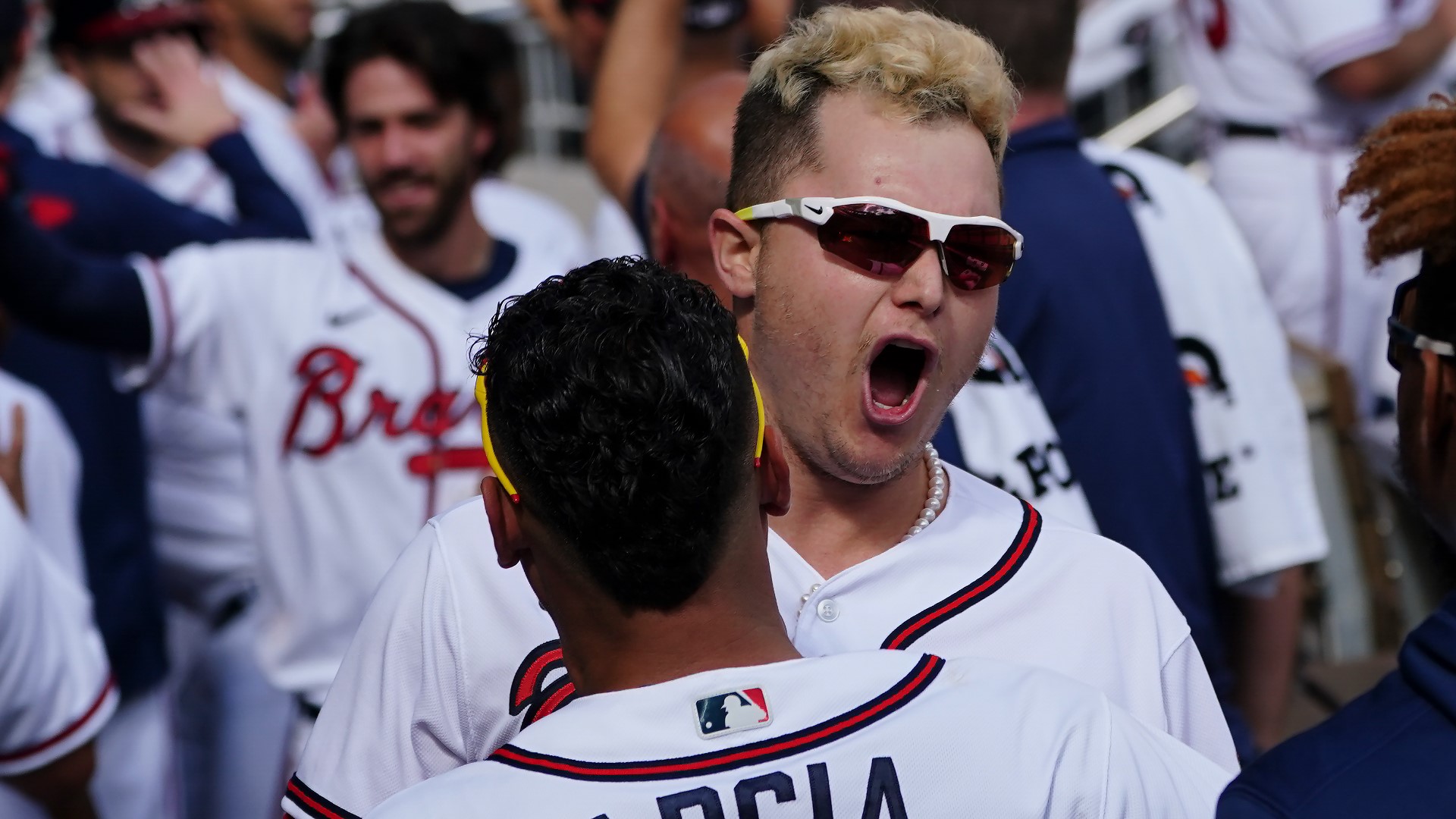 Goodbye Big Hat: Braves told they can't wear internet sensation to  celebrate HRs anymore – WSB-TV Channel 2 - Atlanta