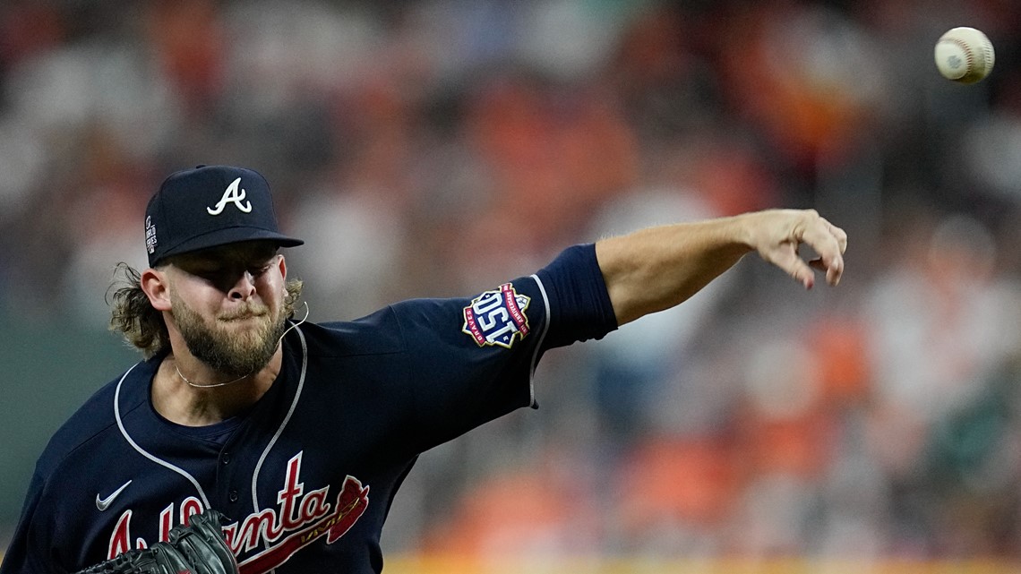 Astros-Braves World Series: Why does Joc Pederson wear pearls?