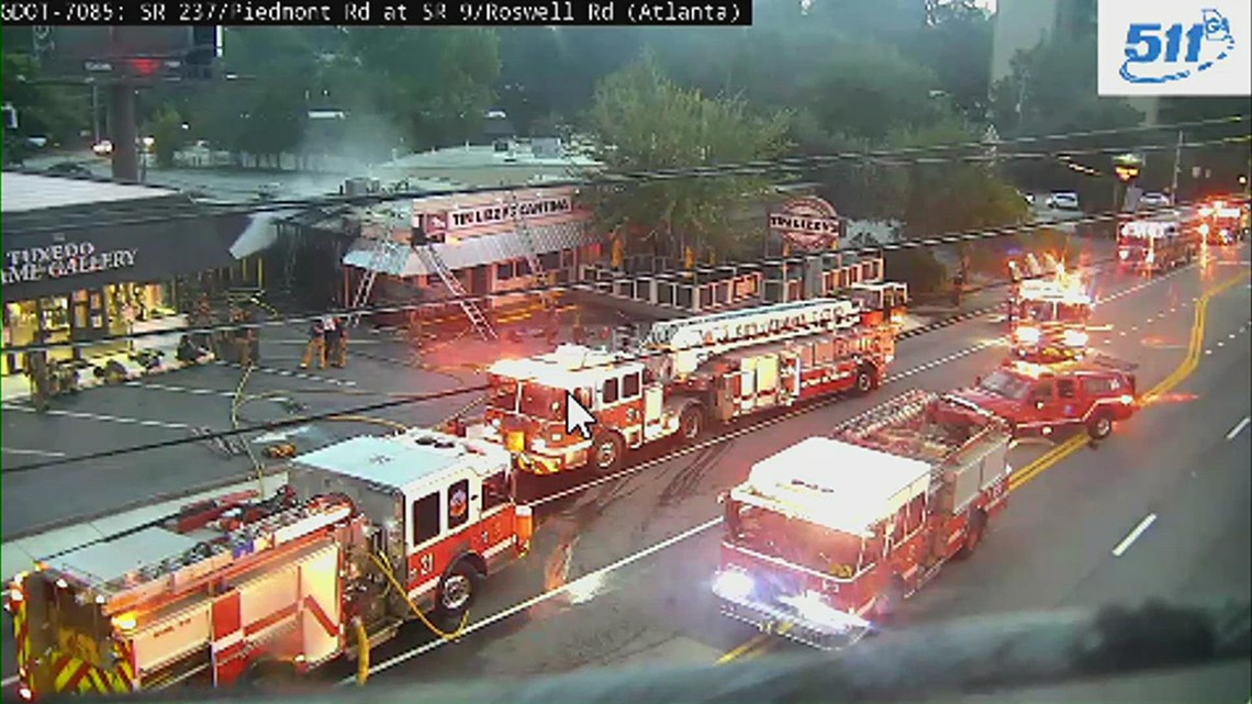 Fire reported at Tin Lizzy's in Buckhead