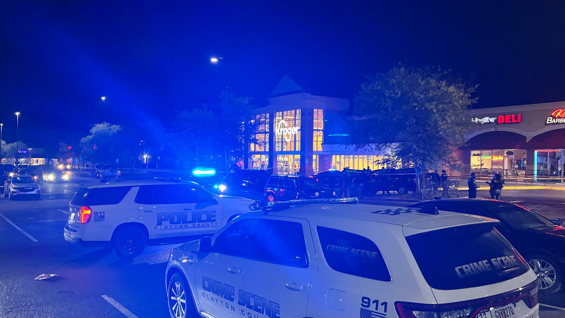 Clayton County police investigate possible shooting at Kroger Tara ...