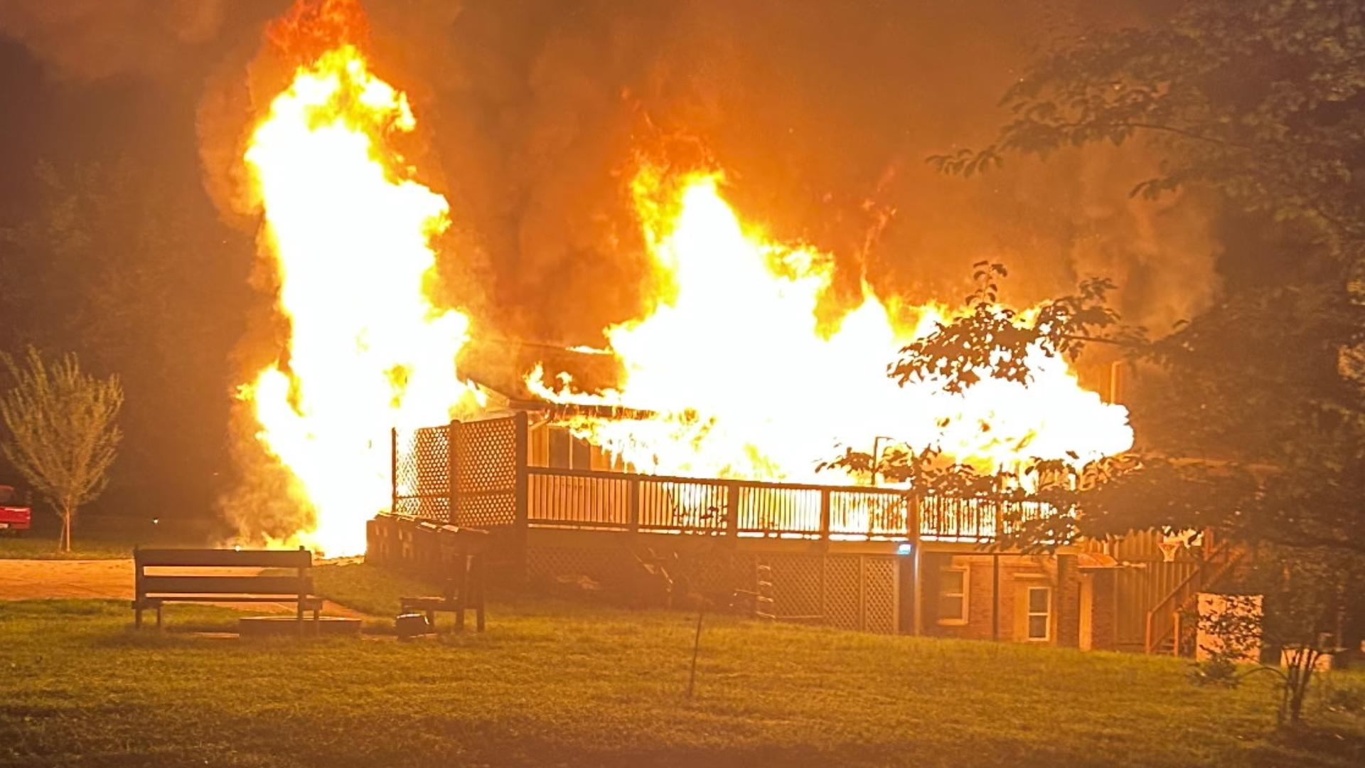 Ring camera catches alleged arsonist setting Lawrenceville home on fire ...